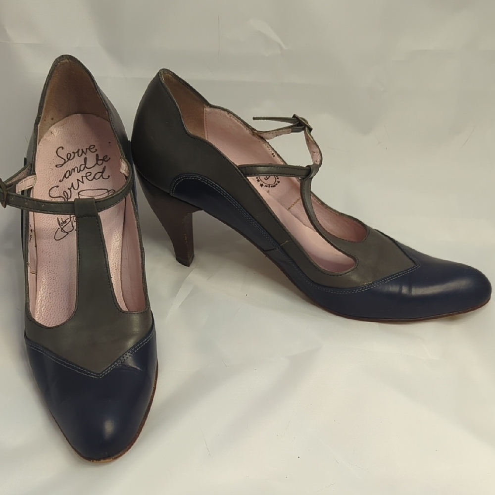 Vintage Fluevog Two-Tone Heels Teapots Sencha